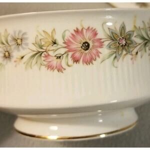 Set Paragon Belinda English China Cake Serving Plate and Sauce Bowl Flowers
